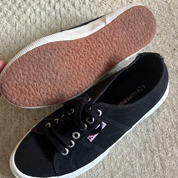 Superga black running shoes size 391/2 - Picture 3 of 5